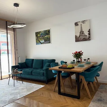 Viva La France Nad Jeziorem Dlugim